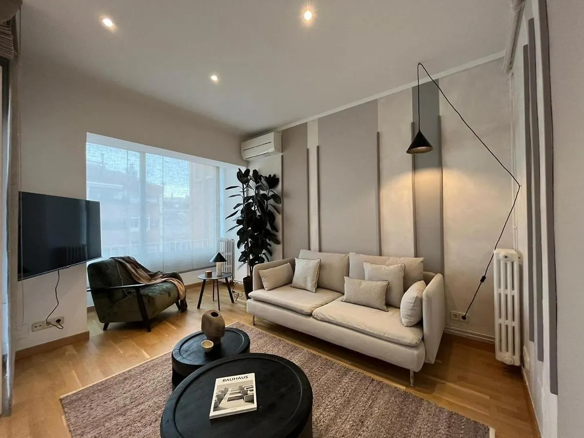 Sabate - 3 Bedrooms And Office In Sant Gervasi Barcelona 0*,  Spain